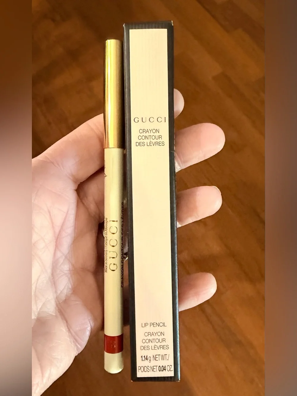 Gucci Lip Pencil-ROUGE 04